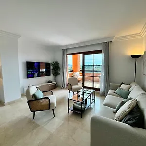 Piso De Lujo Totalmente Equipado A Estrenar 6 Estepona