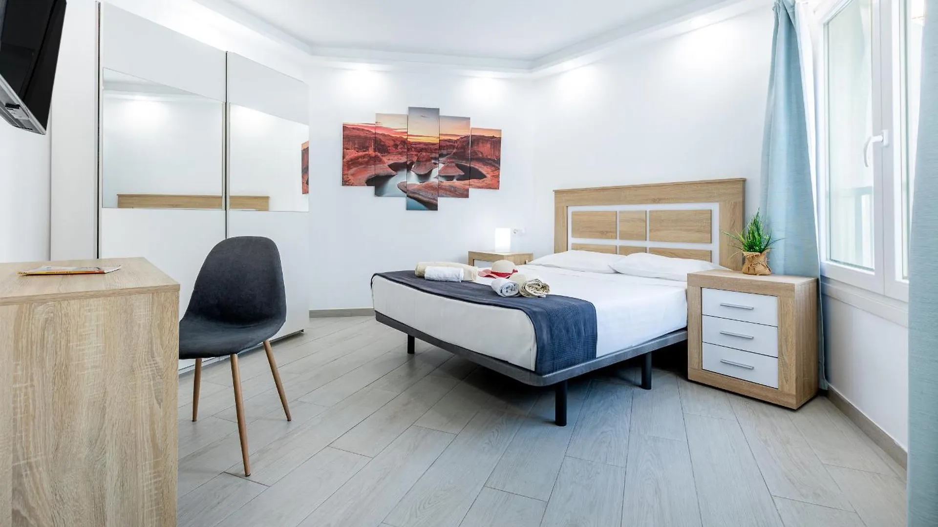 Apartment 55 Party Beach Group Villa Las Americas Playa de las Americas  Spain