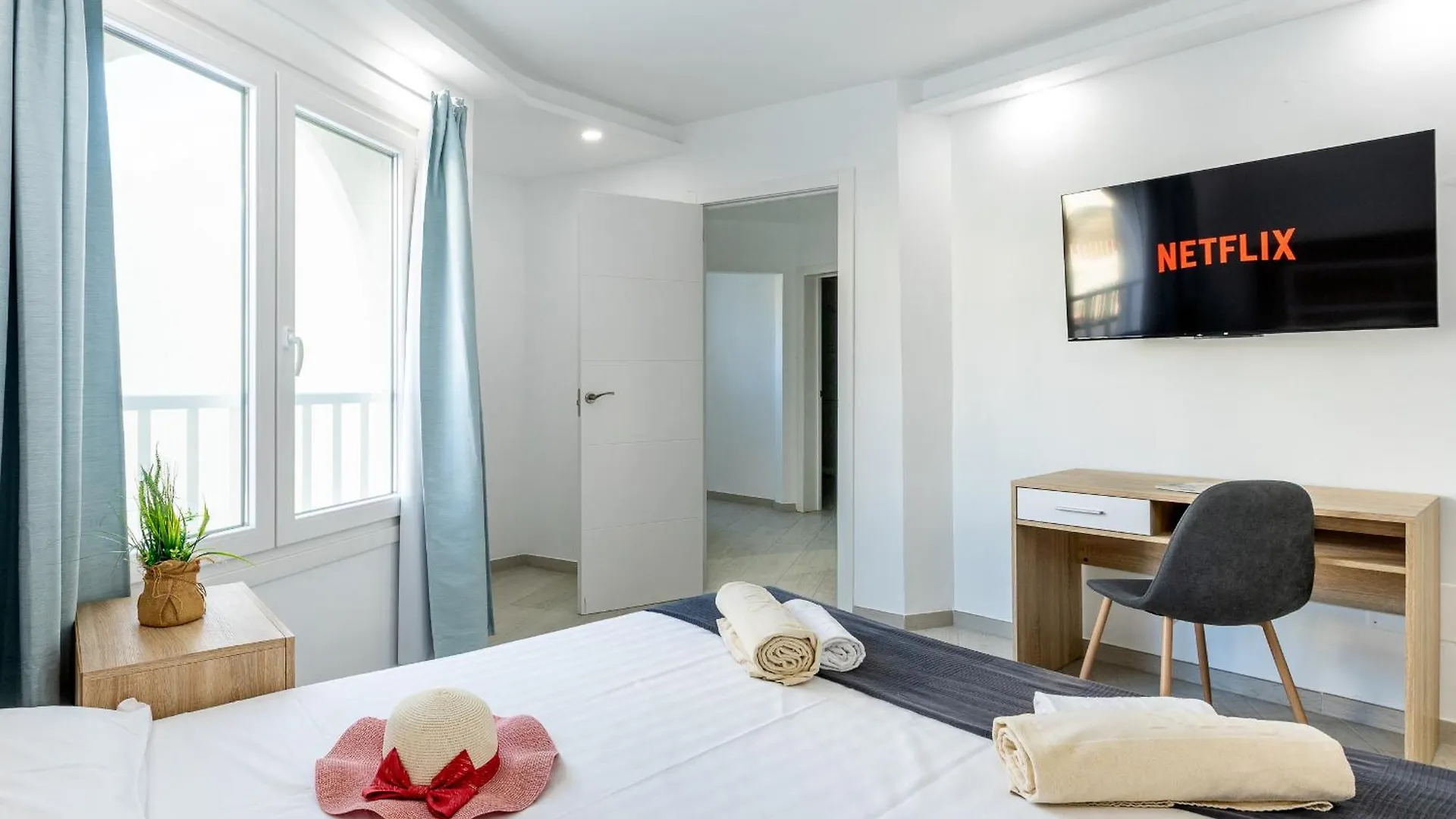 55 Party Beach Group Villa Las Americas Playa de las Americas  Spain